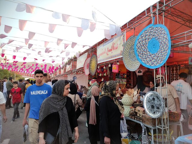 ششمین جشنواره ملی آلبالو در زنگنه ملایر برگزار شد