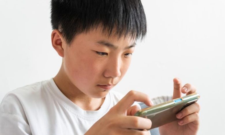 ضرورت مراقبت از کودکان در دنیایی که به سرعت دیجیتالی میشود 1 d8b6d8b1d988d8b1d8aa d985d8b1d8a7d982d8a8d8aa d8a7d8b2 daa9d988d8afdaa9d8a7d986 d8afd8b1 d8afd986db8cd8a7db8cdb8c daa9d987 d8a8d987 d8b3 6924a3421b355