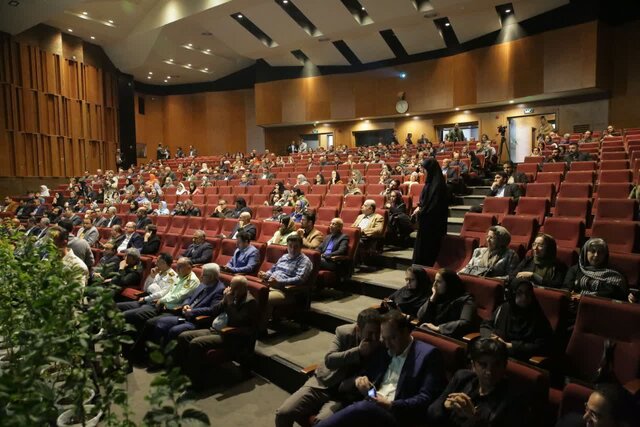 همایش تجلیل از فعالان صنعت گردشگری گیلان برگزار شد 6 همایش تجلیل از فعالان صنعت گردشگری گیلان برگزار شد