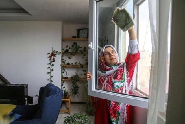 وقتی «خانهداری» وظیفه زنانخانهدار میشود 1 d988d982d8aadb8c d8aed8a7d986d987d8afd8a7d8b1db8c d988d8b8db8cd981d987 d8b2d986d8a7d986d8aed8a7d986d987d8af 69231b42eaa39