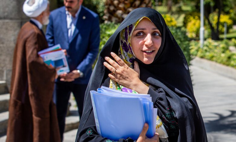 ویدیو/ از آخرین وضعیت لایحه خشونت علیه زنان تا عفو دانشجویان زندانی 1 d988db8cd8afdb8cd988 d8a7d8b2 d8a2d8aed8b1db8cd986 d988d8b6d8b9db8cd8aa d984d8a7db8cd8add987 d8aed8b4d988d986d8aa d8b9d984db8cd987 d8b2 69243c99e171f