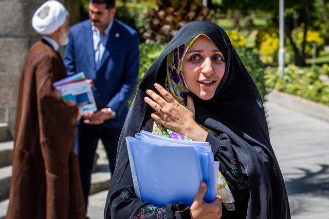 ویدیو/ از آخرین وضعیت لایحه خشونت علیه زنان تا عفو دانشجویان زندانی ویدیو/ از آخرین وضعیت لایحه خشونت علیه زنان تا عفو دانشجویان زندانی