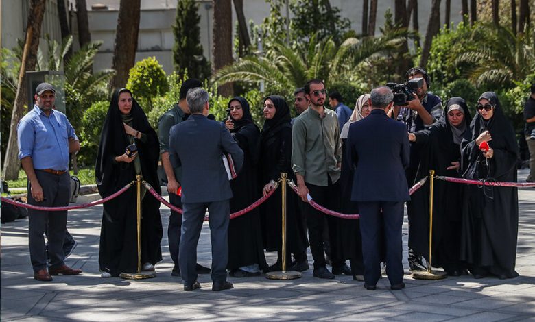 ویدیو/ از شوخی با نفت ایران تا مطالبه جدی برای کسب و کارها بعد از جنگ 1 d988db8cd8afdb8cd988 d8a7d8b2 d8b4d988d8aedb8c d8a8d8a7 d986d981d8aa d8a7db8cd8b1d8a7d986 d8aad8a7 d985d8b7d8a7d984d8a8d987 d8acd8af 69244138aa251