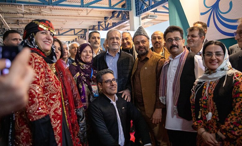 ویدیو/پزشکیان: تلاش میکنیم ایران را به جایی که باید برسانیم 1 d988db8cd8afdb8cd988 d9bed8b2d8b4daa9db8cd8a7d986 d8aad984d8a7d8b4 d985db8cdaa9d986db8cd985 d8a7db8cd8b1d8a7d986 d8b1d8a7 d8a8 69270111c808d