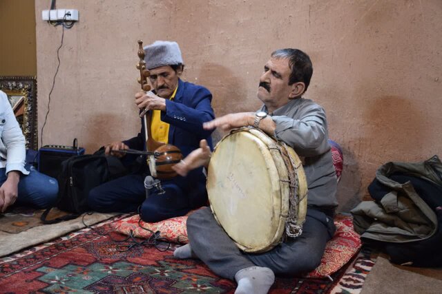 چناران با جشنواره برداشت میوههای سردرختی به استقبال هفته گردشگری میرود 2 چناران با جشنواره برداشت میوههای سردرختی به استقبال هفته گردشگری میرود