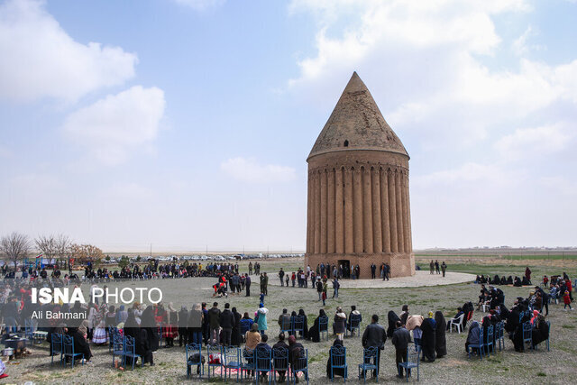 چناران یکی از مقاصد محبوب گردشگران خارجی 1 da86d986d8a7d8b1d8a7d986 db8cdaa9db8c d8a7d8b2 d985d982d8a7d8b5d8af d985d8add8a8d988d8a8 daafd8b1d8afd8b4daafd8b1d8a7d986 d8aed8a7d8b1 6926b288b621b