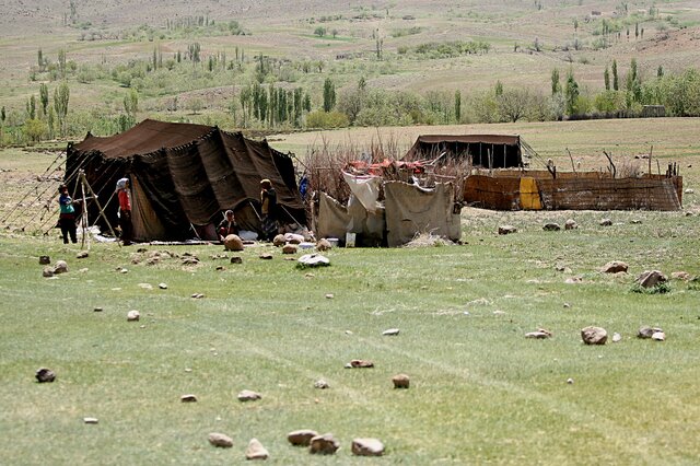 گردشگری کرمان در دوگانگی تعطیلات/ کاهش کلی ورود مسافران در استان، رشد موضعی در برخی نقاط