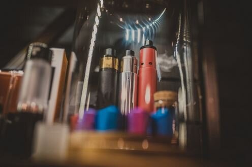 گزارشِ «نسل وِیپ»؛ ارزیابی قوانین جدید استرالیا در مورد سیگارهای الکترونیکی 2 گزارشِ «نسل وِیپ»؛ ارزیابی قوانین جدید استرالیا در مورد سیگارهای الکترونیکی