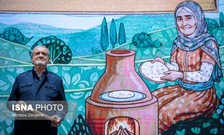 آیین گرامیداشت «روز زن و مقام مادر» 1 d8a2db8cdb8cd986 daafd8b1d8a7d985db8cd8afd8a7d8b4d8aa d8b1d988d8b2 d8b2d986 d988 d985d982d8a7d985 d985d8a7d8afd8b1 6939c27fc1479