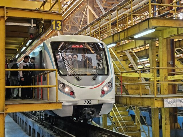 رونمایی از ۲ رام قطار متروی ملی/ چمران: باید به تولید روزی یک واگن برسیم 2 d8b1d988d986d985d8a7db8cdb8c d8a7d8b2 dbb2 d8b1d8a7d985 d982d8b7d8a7d8b1 d985d8aad8b1d988db8c d985d984db8c da86d985d8b1d8a7d986 d8a8 6933ecfa8dd27