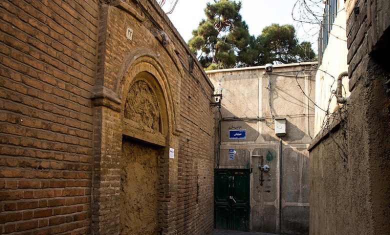 آغاز مرمت و استحکامبخشی خانه تاریخی امینلشکر در محله عودلاجان 1 d8a2d8bad8a7d8b2 d985d8b1d985d8aa d988 d8a7d8b3d8aad8addaa9d8a7d985d8a8d8aed8b4db8c d8aed8a7d986d987 d8aad8a7d8b1db8cd8aedb8c 69561a244f282